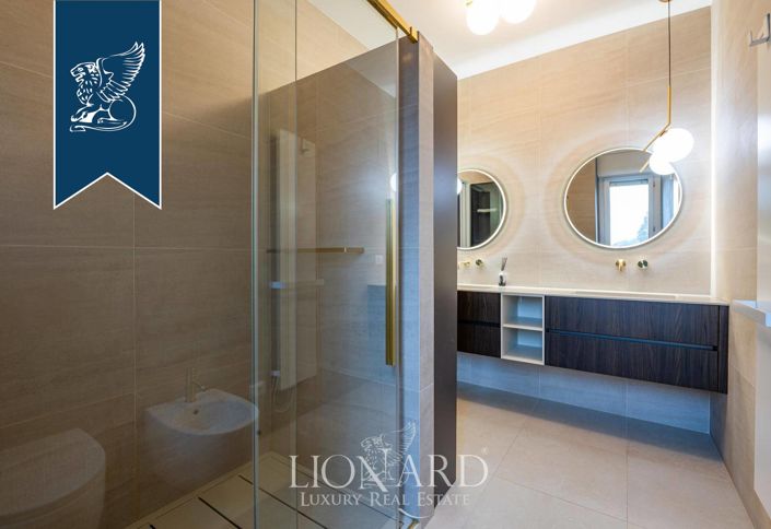 Image No.18-4 Bed Apartment for sale