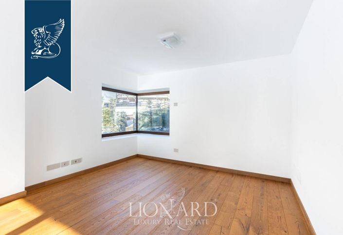 Image No.13-5 Bed Villa for sale