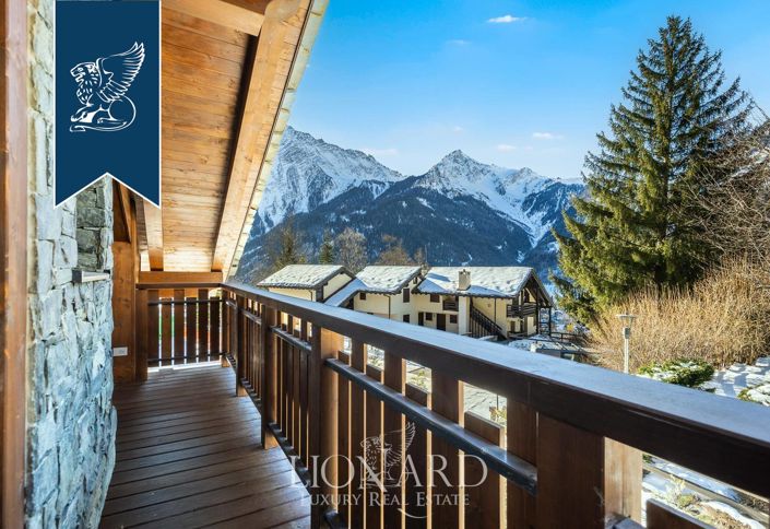 Image No.17-5 Bed Villa for sale