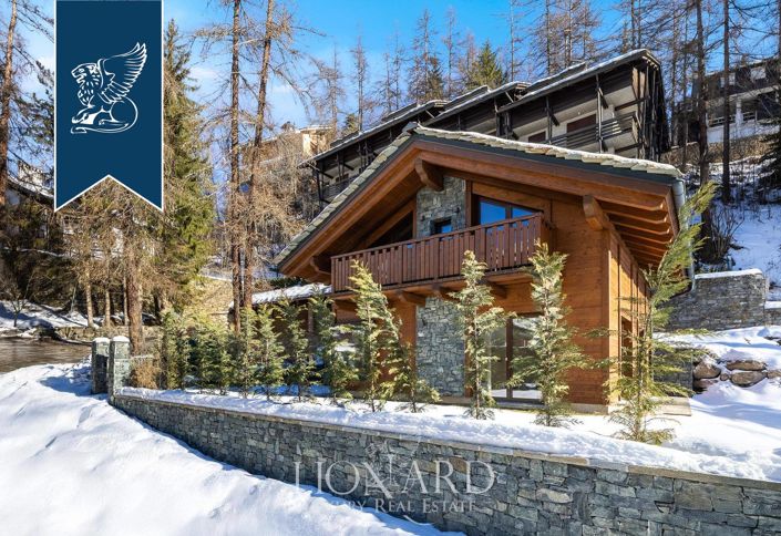 Image No.2-5 Bed Villa for sale