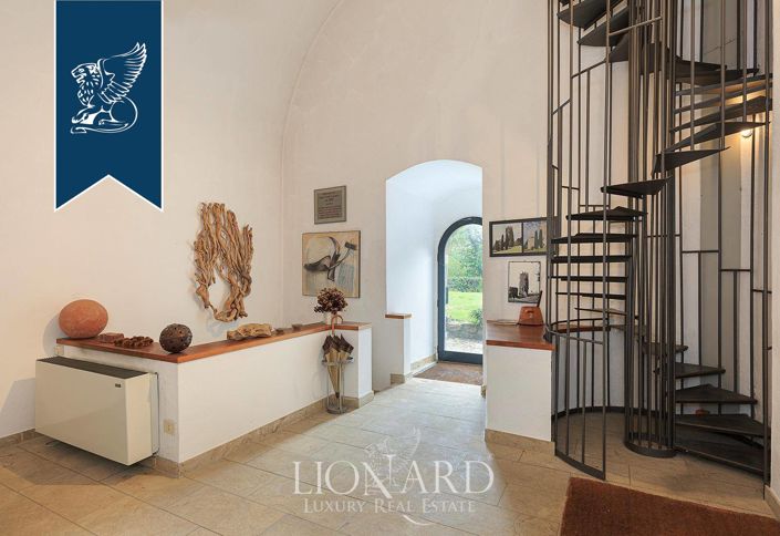 Image No.20-6 Bed Villa for sale