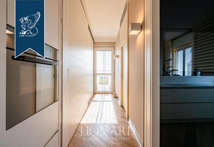 Image No.10-3 Bed Apartment for sale