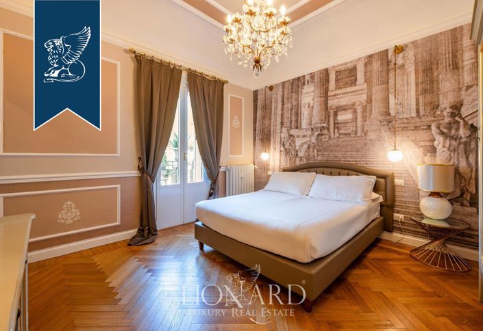 Image No.20-5 Bed Apartment for sale