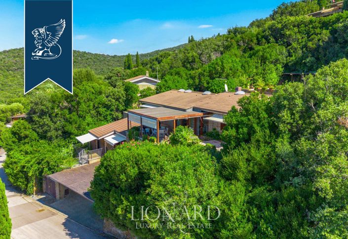 Image No.3-5 Bed Villa for sale