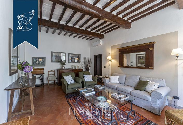 Image No.14-9 Bed Villa for sale