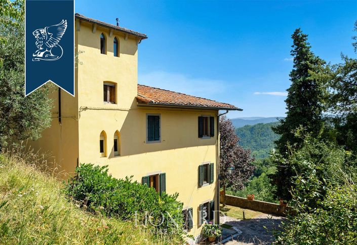 Image No.12-10 Bed Villa for sale