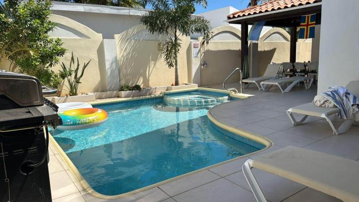 Image No.29-5 Bed Villa for sale