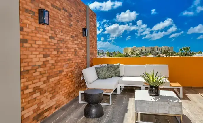 Image No.10-3 Bed Townhouse for sale