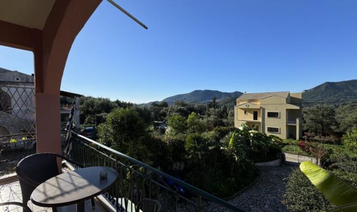 Image No.3-2 Bed House for sale