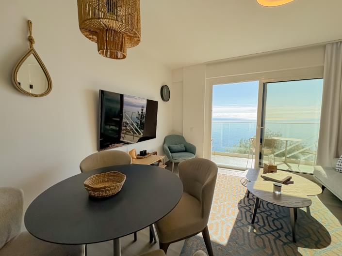 Image No.28-2 Bed Apartment for sale