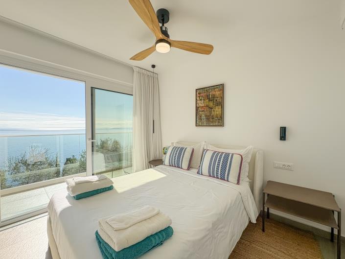 Image No.33-2 Bed Apartment for sale