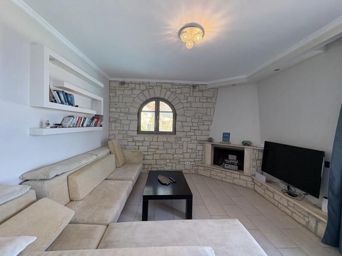 Image No.29-3 Bed Villa for sale