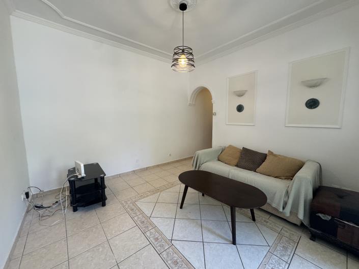 Image No.21-6 Bed Apartment for sale