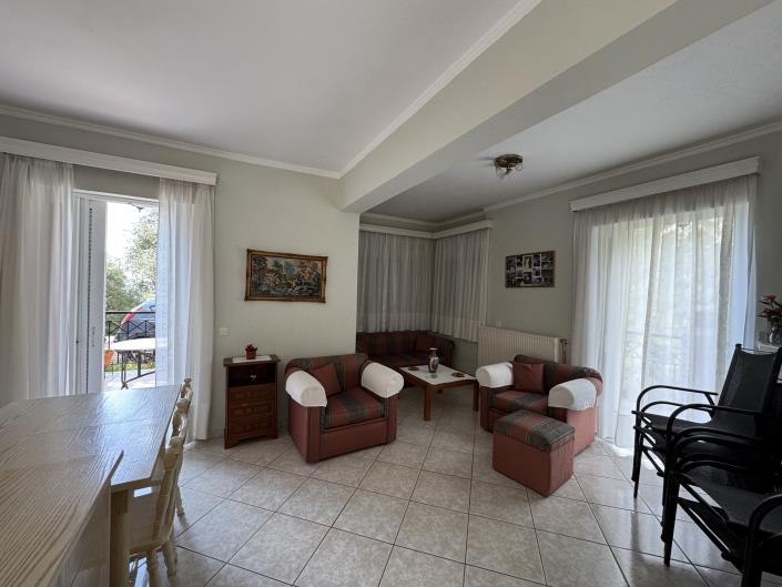 Image No.13-4 Bed House for sale