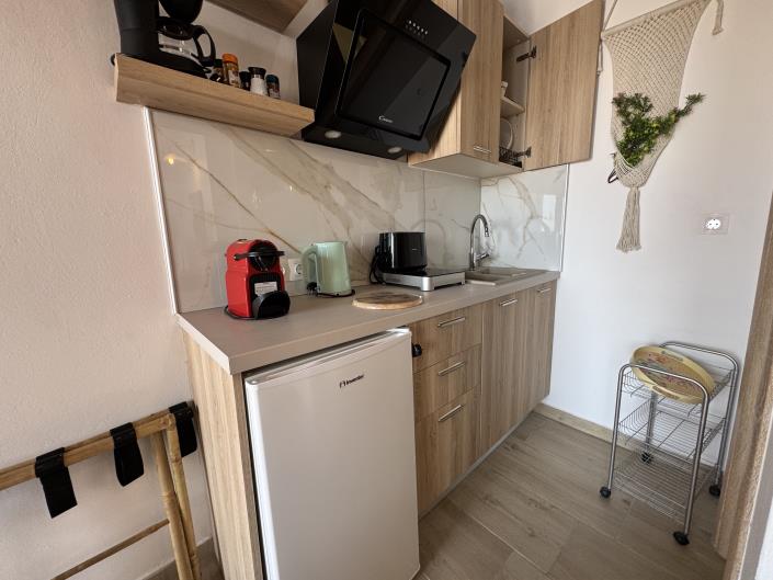 Image No.18-2 Bed House for sale