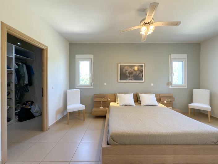 Image No.41-4 Bed Villa for sale