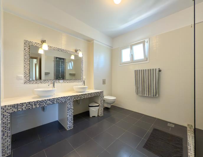 Image No.43-4 Bed Villa for sale