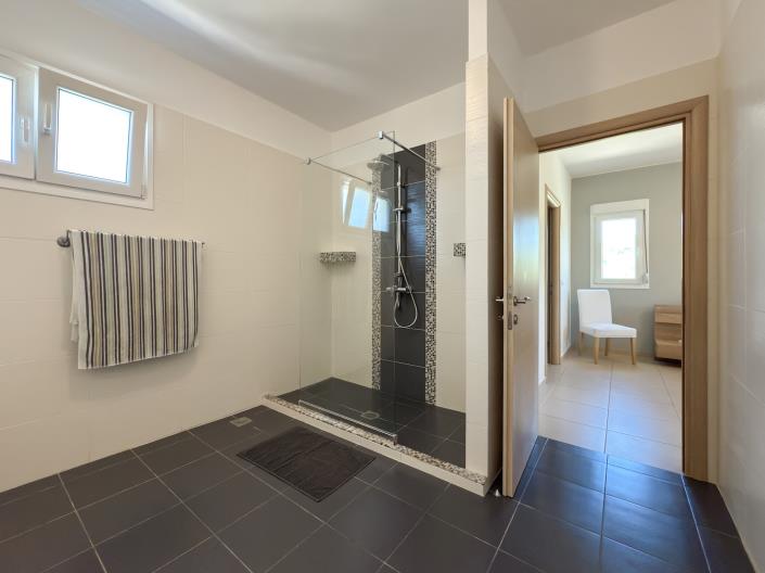 Image No.51-4 Bed Villa for sale