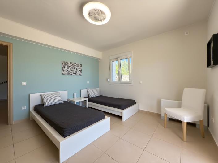 Image No.54-4 Bed Villa for sale