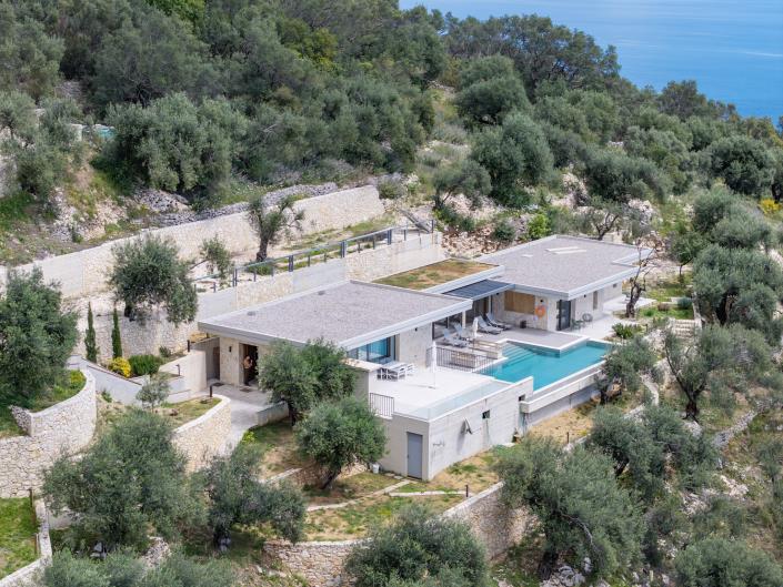 Image No.3-4 Bed Villa for sale