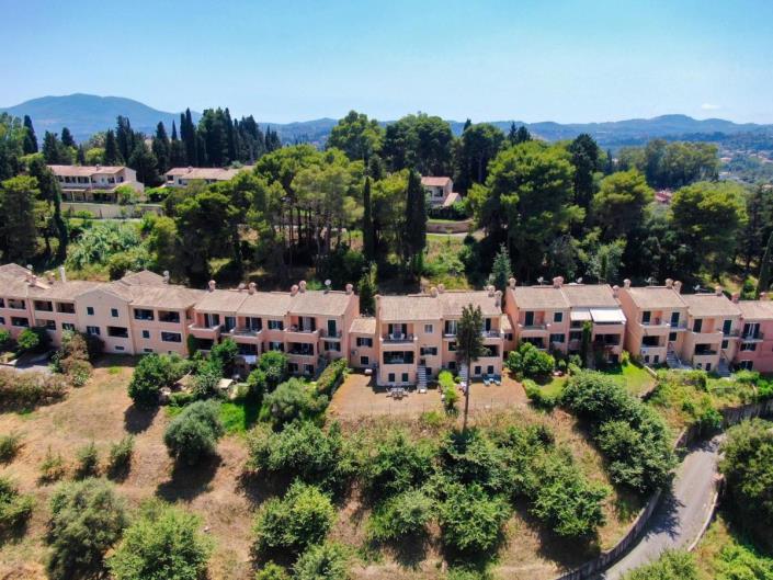 Image No.3-5 Bed House for sale