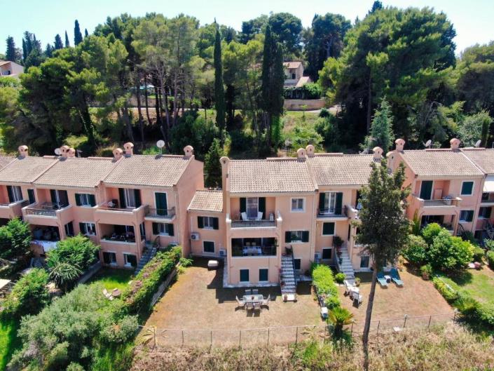 Image No.7-5 Bed House for sale