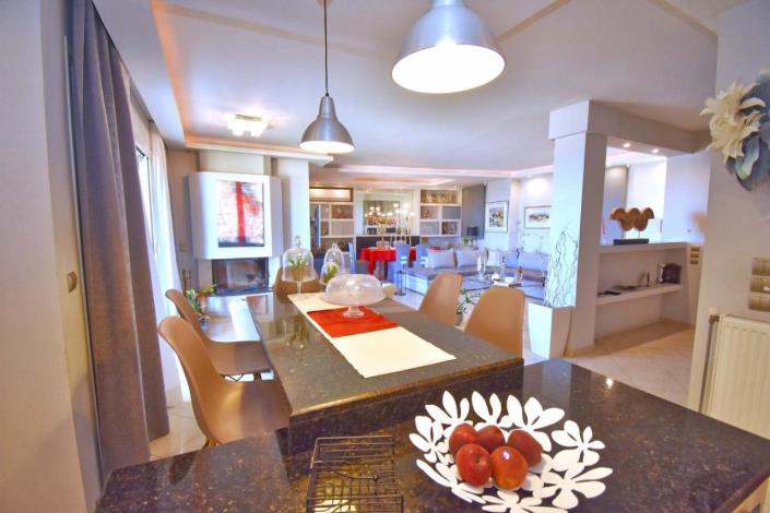 Image No.32-5 Bed House for sale