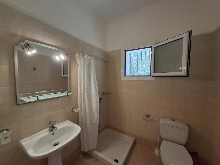 Image No.21-2 Bed House for sale