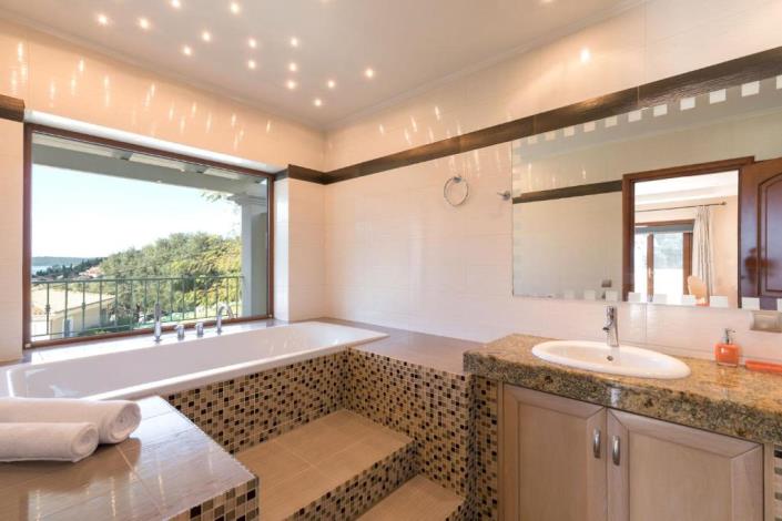 Image No.35-4 Bed Villa for sale