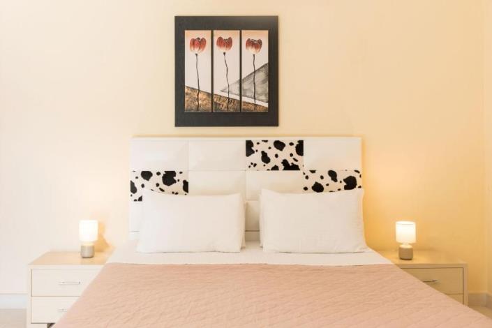 Image No.40-4 Bed Villa for sale