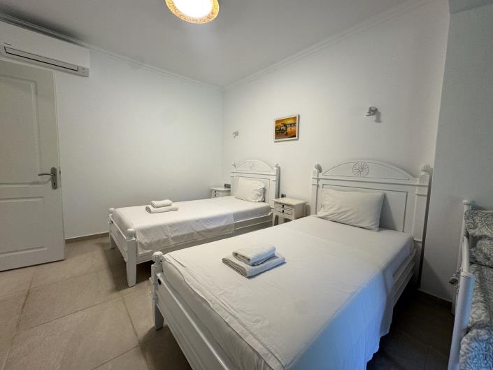 Image No.30-4 Bed Villa for sale