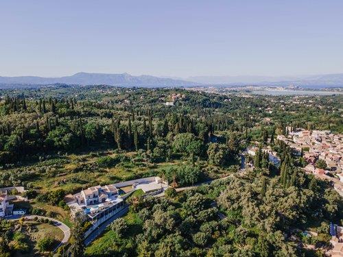 Image No.2-4 Bed Villa for sale