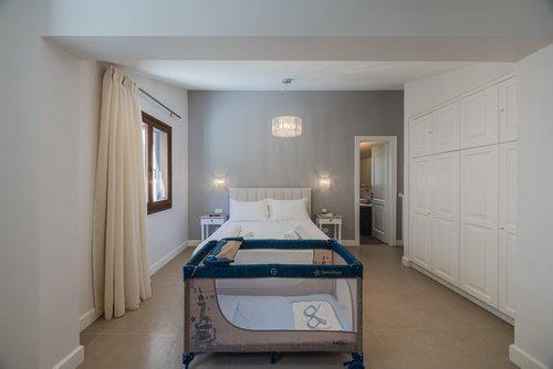 Image No.54-4 Bed Villa for sale