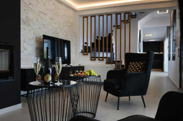 Image No.17-3 Bed Villa for sale