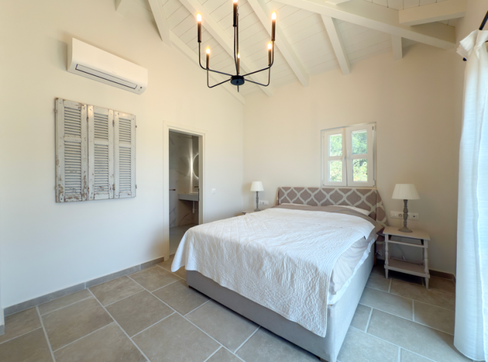 Image No.32-5 Bed Villa for sale