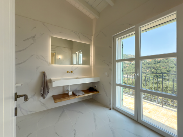 Image No.33-5 Bed Villa for sale