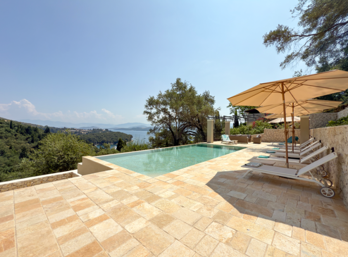 Image No.9-5 Bed Villa for sale