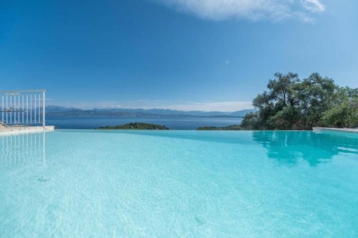 Image No.2-4 Bed Villa for sale