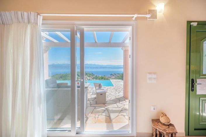 Image No.30-4 Bed Villa for sale