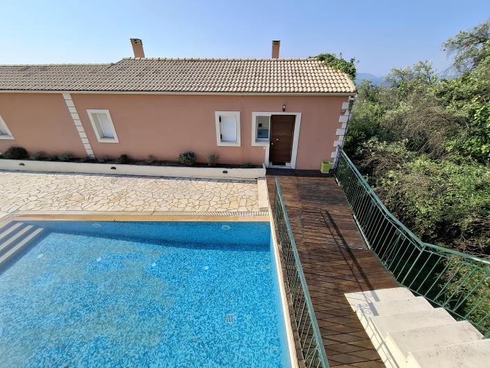 Image No.14-2 Bed Villa for sale