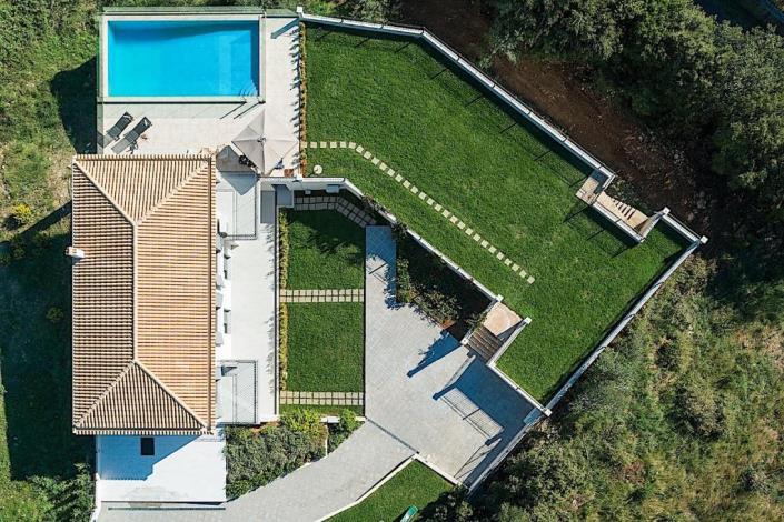 Image No.10-4 Bed Villa / Detached for sale