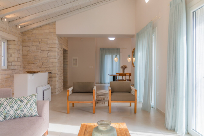 Image No.19-2 Bed Villa for sale