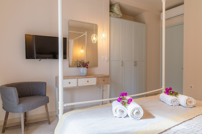 Image No.27-2 Bed Villa for sale