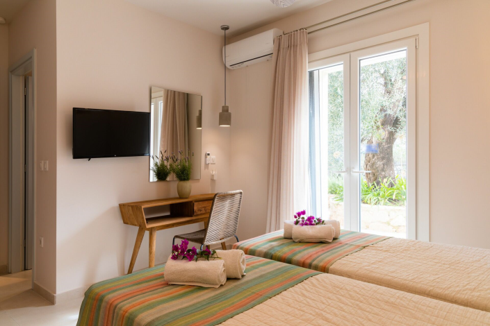 Image No.30-2 Bed Villa for sale