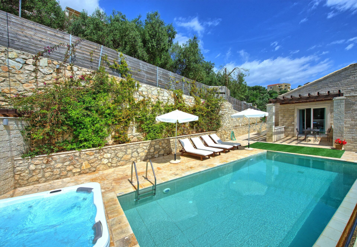 Image No.8-2 Bed Villa for sale