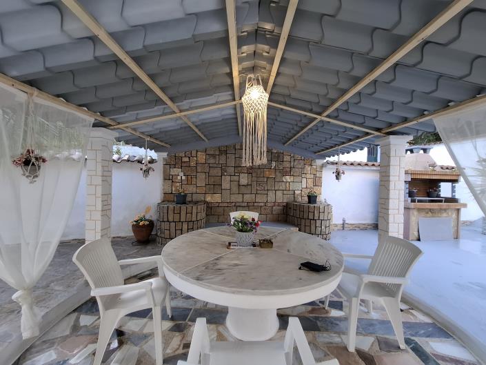 Image No.37-7 Bed House for sale