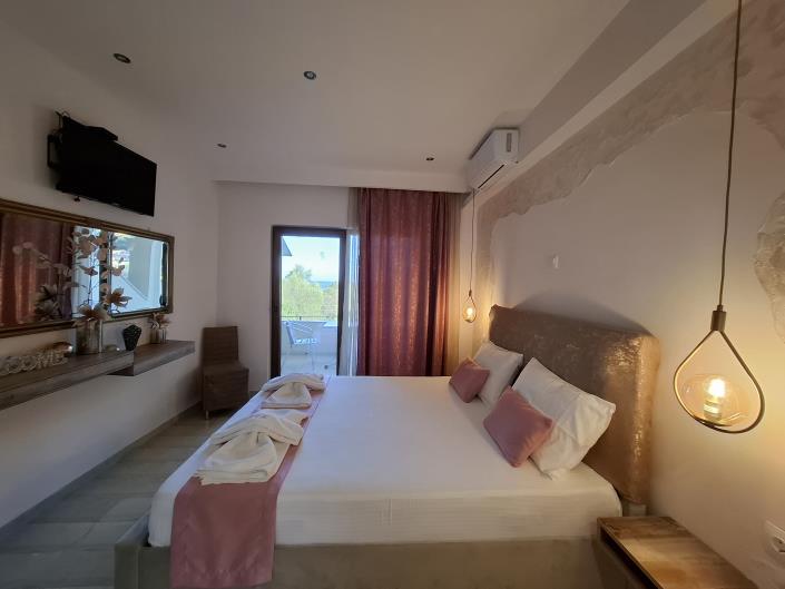 Image No.39-7 Bed House for sale