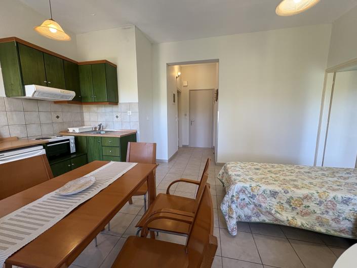 Image No.41-35 Bed House for sale