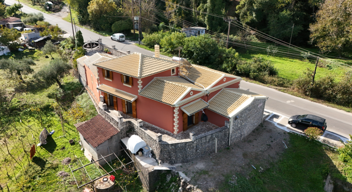 Image No.17-6 Bed House for sale