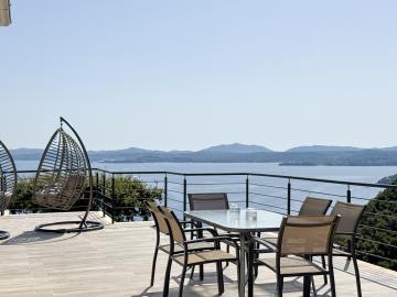 23-08292025_153122088